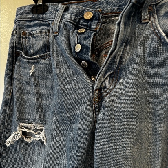 Levi's Light Blue Denim 501 short 90’s vintage distressed button fly size 27 - Picture 15 of 16